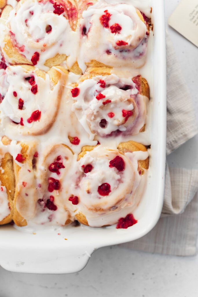 raspberry-sweet-rolls-with-cream-cheese-filling-and-vanilla-glaze